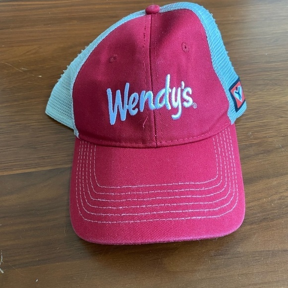 Classic Wendy’s Fast Food Company Hat - Picture 3 of 4